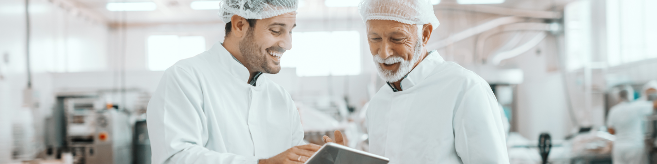 Menschen in der Lebensmittelproduktion